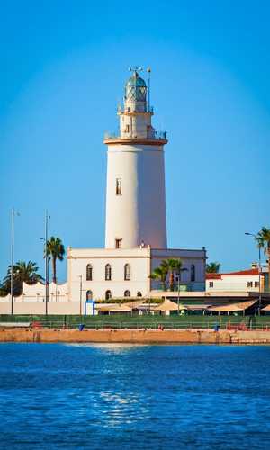 Compra tu tour en autobús turístico por Málaga – Billetes oficiales y visita personalizable en 2026 Reserva tu tour panorámico en autobús con paradas libres en Málaga, España – Billetes oficiales, rutas flexibles y cancelación gratuita en 2026